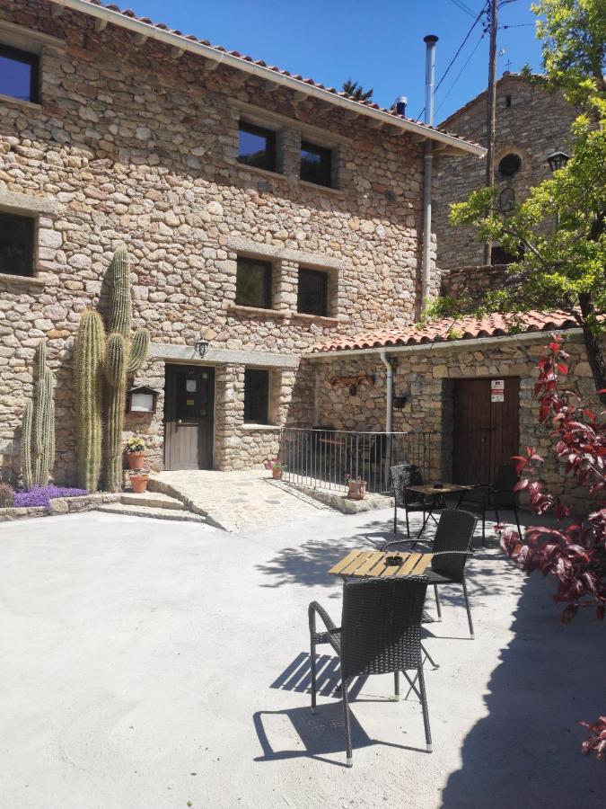 Hostal Moline Bruguera ภายนอก รูปภาพ