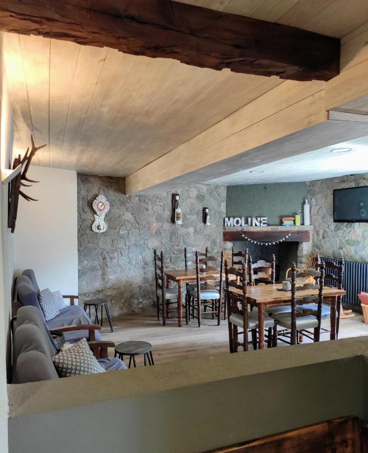 Hostal Moline Bruguera ภายนอก รูปภาพ